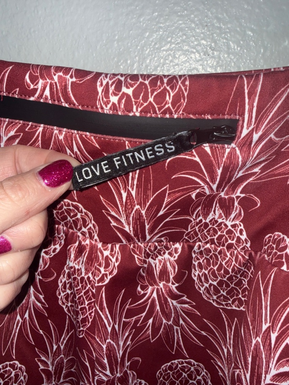 High-Rise Pineapple Print Fitness Skort in Maroon - Picture 4 of 6